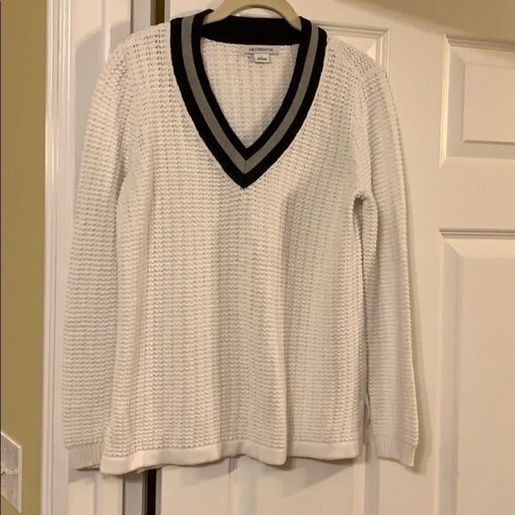 Liz Claiborne sweater  - Picture 1 of 6
